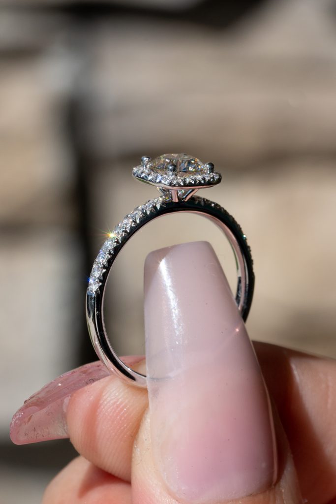 a certified round brilliant engagement ring