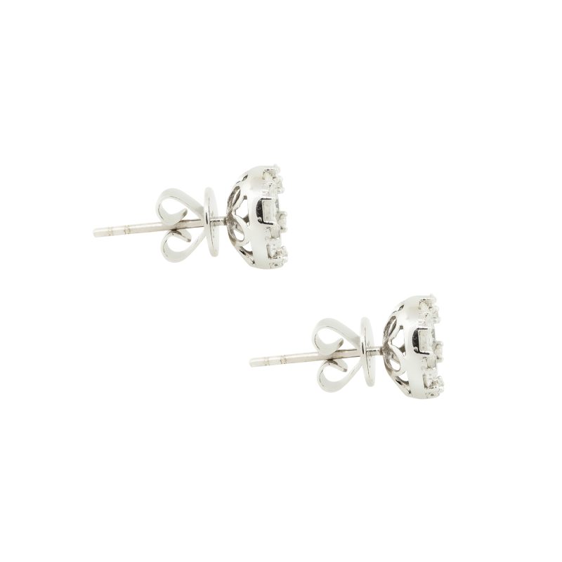 18k White Gold 1.59ctw Cluster Diamond Stud Earrings