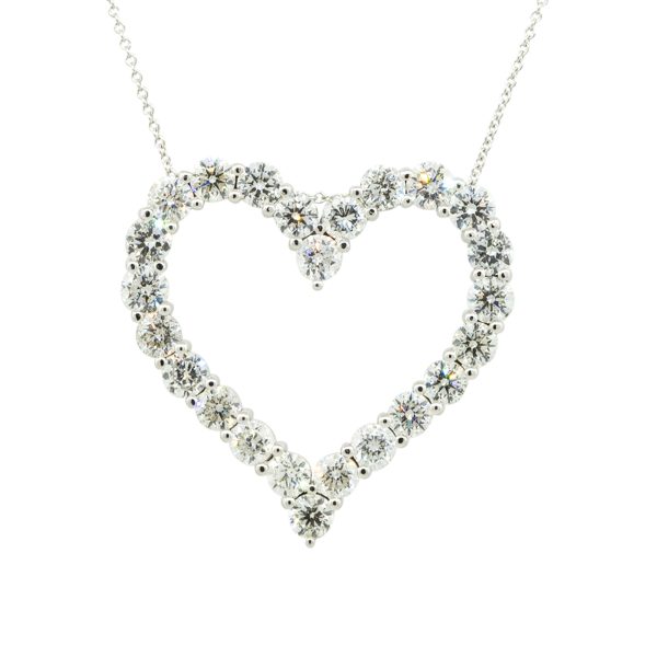 18k White Gold 5.80ctw Diamond Heart Necklace