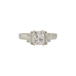 Platinum 3.04ctw Radiant Cut Diamond Engagement Ring with side Trapezoids