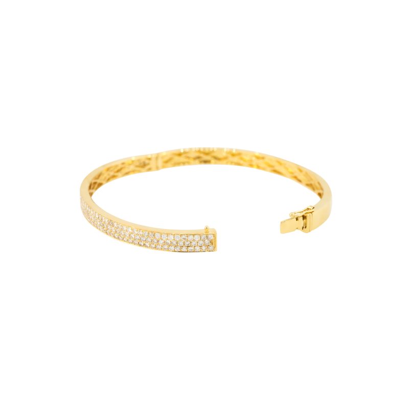 18k Yellow Gold 1.85ctw Three-Row Pave Diamond Bangle Bracelet