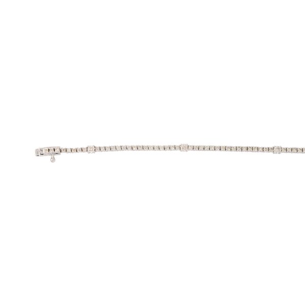 14k White Gold 1.81ctw Round Brilliant Diamond Station Diamond Tennis Bracelet