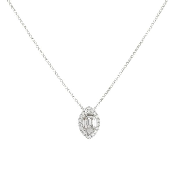 18k White Gold 0.47ctw Diamond Mosaic Pear Shaped Pendant Necklace