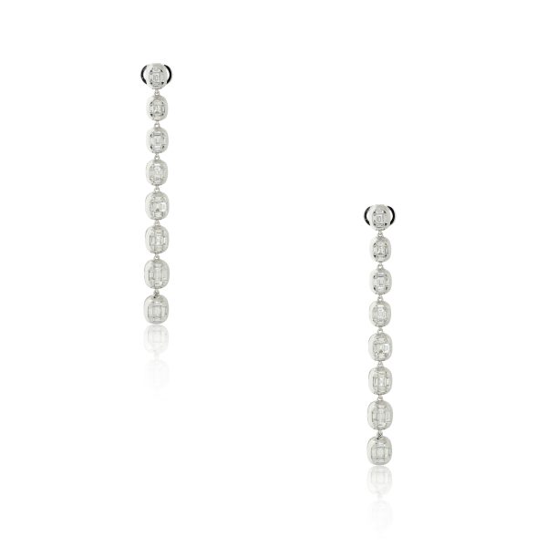 18k White Gold 3.06ctw Diamond Mosaic Drop Earrings