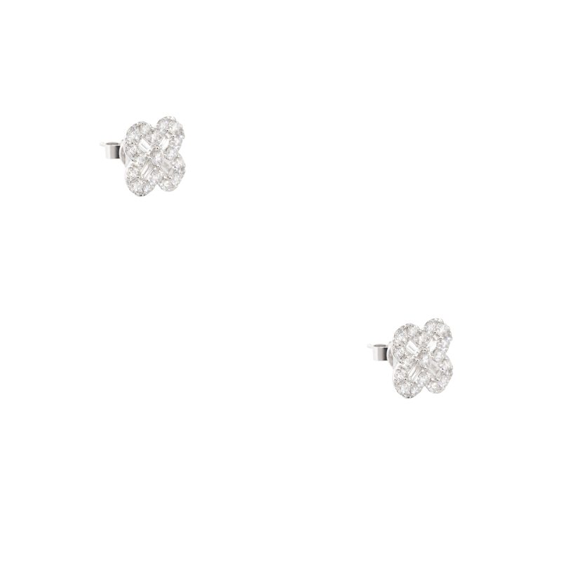 18k White Gold 1.86ctw Diamond Clover Stud Earrings