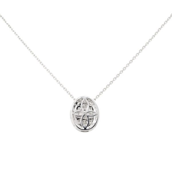 18k White Gold 0.85ctw Pave Diamond Oval Shaped Pendant Necklace