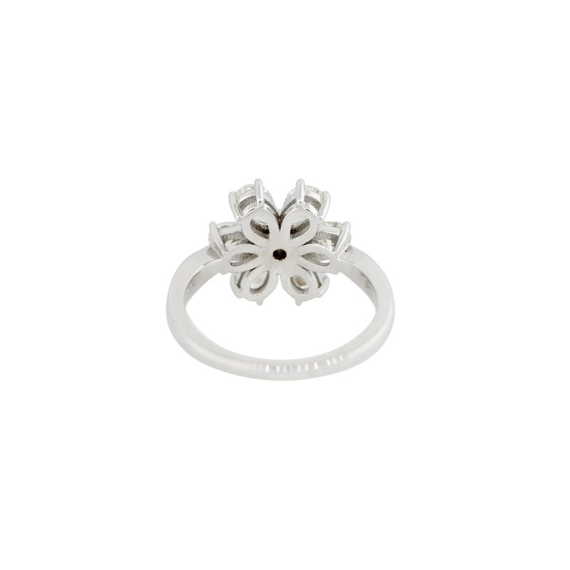 18k White Gold 1.60ctw Pear Shaped Diamond Flower Ring