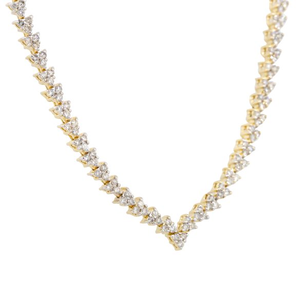 14k Yellow Gold 5.50ctw Round Brilliant Diamond V-Shaped Tennis Necklace