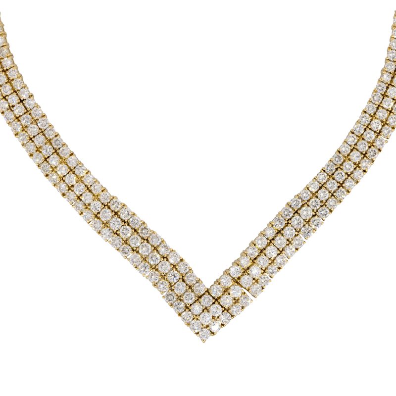 18k Yellow Gold 29.5ctw Round Brilliant Cut Diamond "V" Necklace