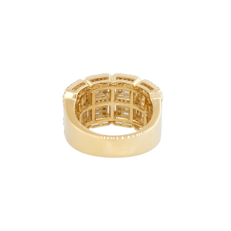 14k Yellow Gold 1.37ctw Baguette & Round Brilliant Cut Diamond Station Ring