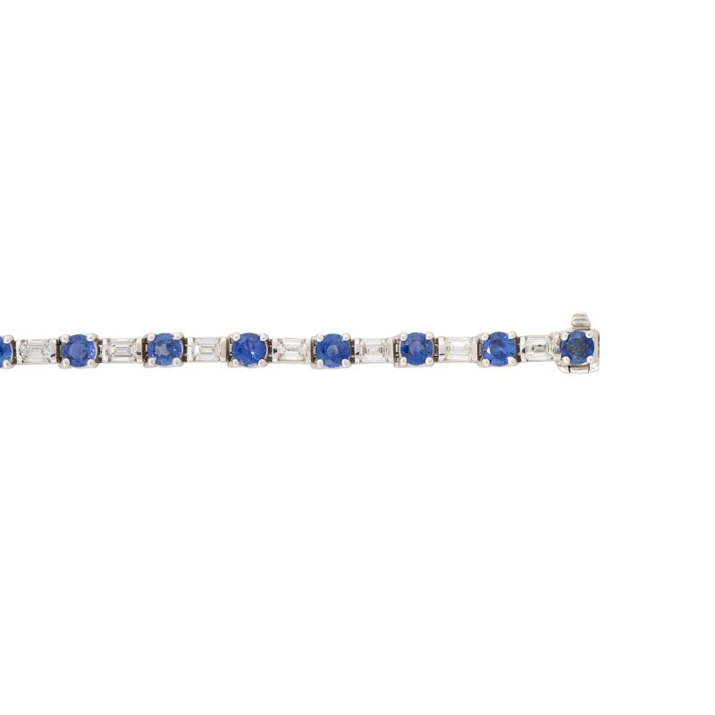 18k White Gold 5.9ct Round Brilliant cut Sapphire & 4.45ct Emerald cut Diamond Bracelet