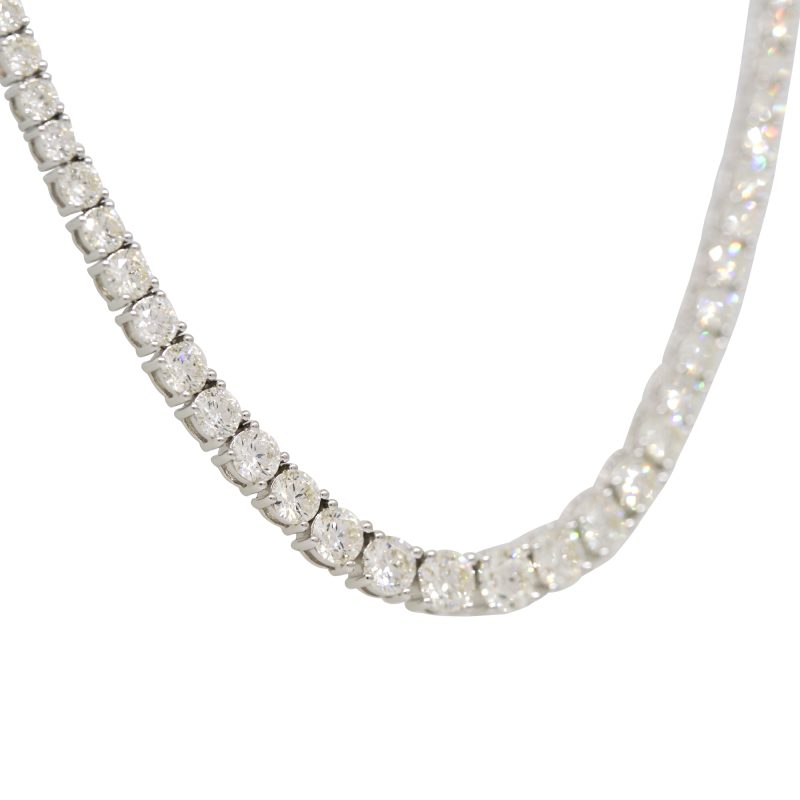 14k White Gold 10.97ctw Natural Round Brilliant Cut Diamond Graduated Tennis Necklace