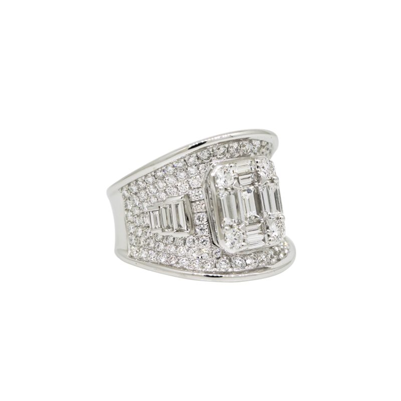 18k White Gold 2.47ctw Natural Round Brilliant & Baguette Cut Diamond Mosaic Ring