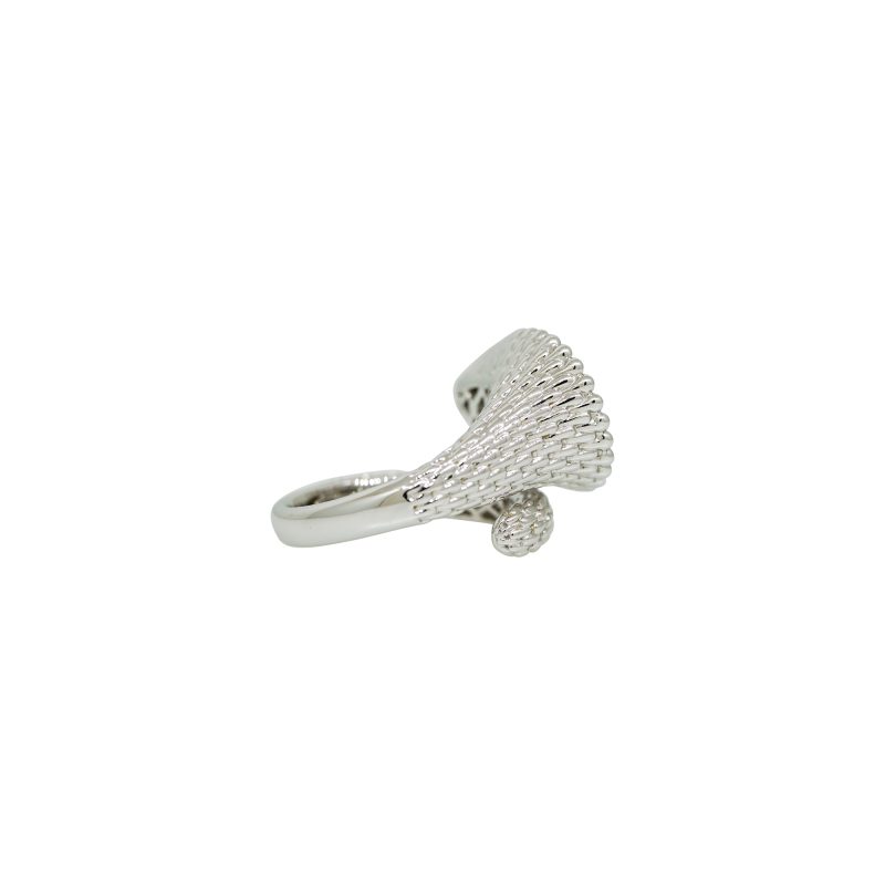 18k White Gold Natural 0.79 Carat Diamond Ribbed Teardrop Ring