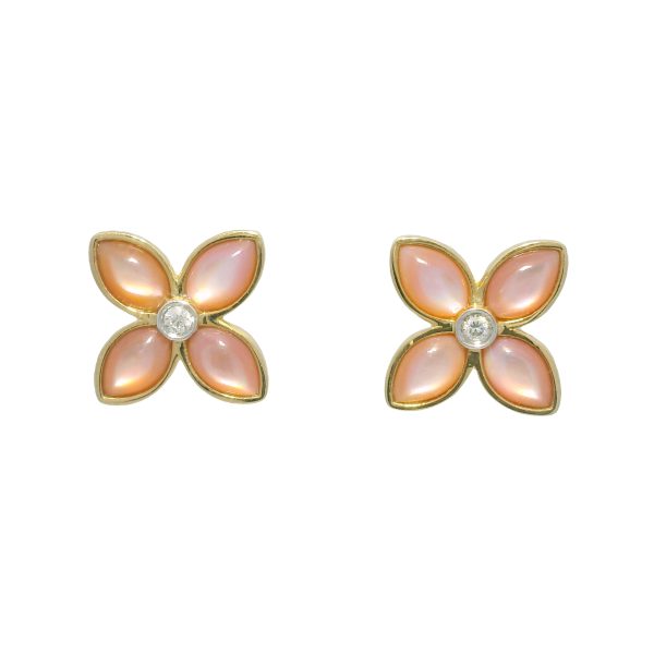 18k Yellow Gold Mother of Pearl & Diamond Clover Stud Earrings